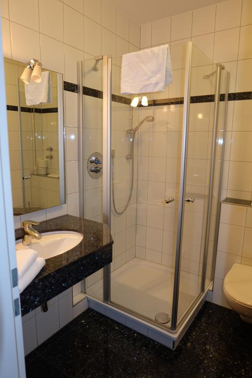Hotel Zum Weissen Ross Winsen  Exterior foto